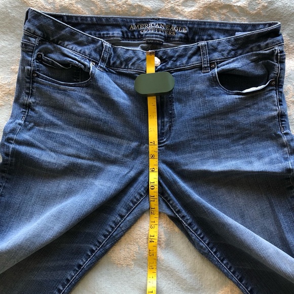 GUC American Eagle Favorite Boyfriend jeans Sz 18 - Picture 3 of 16